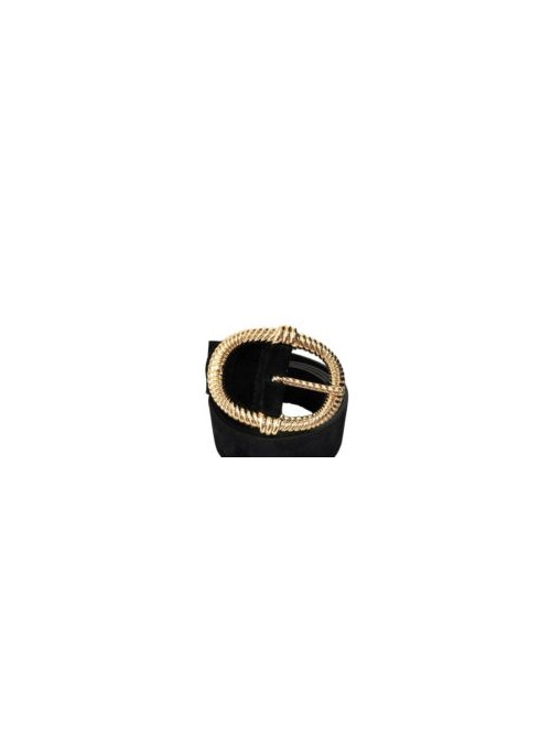 Ceinture en cuir à boucle dorée striée