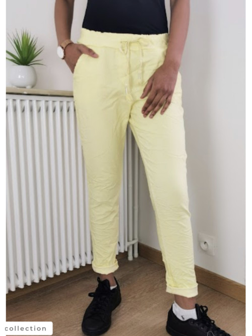 Pantalon jogging froissé