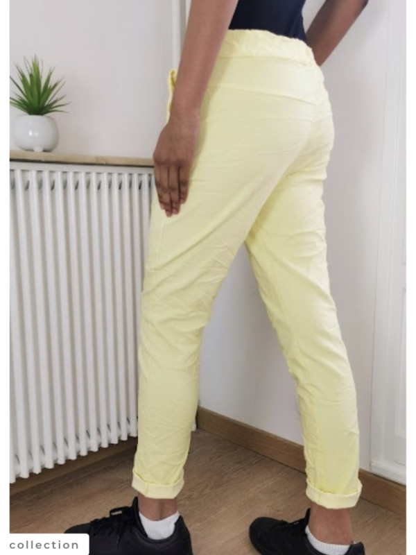Pantalon jogging froissé