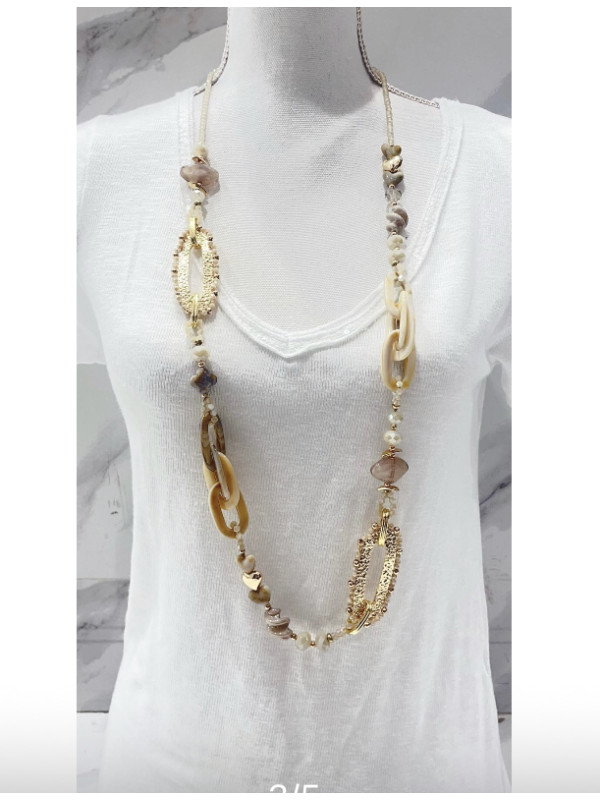 Collier fantaisie