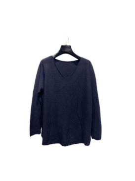 Pull fin col V coupe droite sans laine.