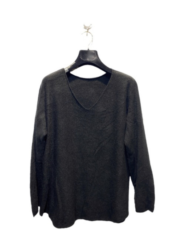 Pull fin col V coupe droite sans laine.