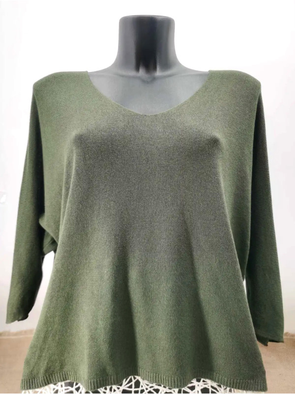 Pull fin col arrondi manches chauve-souris trois-quart