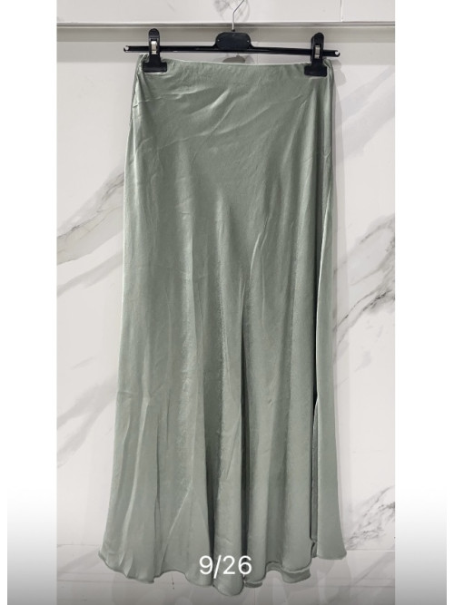 Jupe longue en satin unie