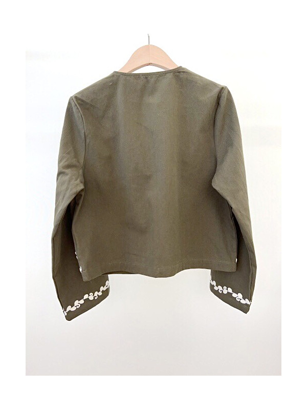 Veste brodée col rond manches longues