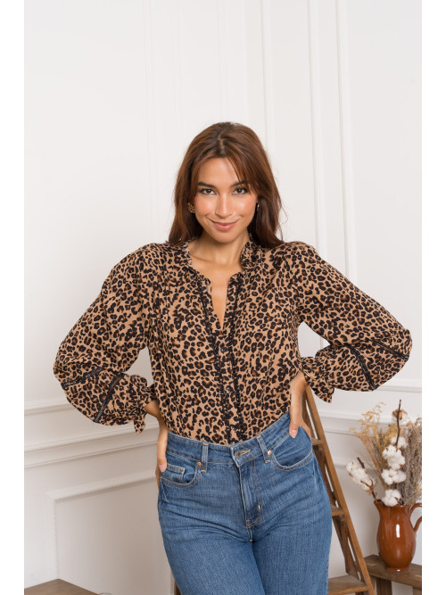 Chemise manches longues col frou-frou imprimé léopard