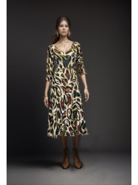 Robe longue évasée imprimée...