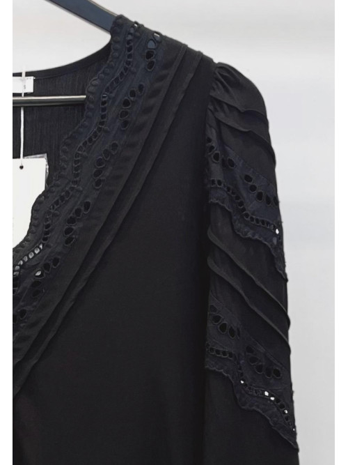 Chemise col V manches longues unie avec broderie anglaise
