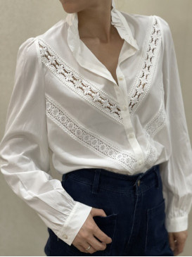 Chemise avec guipure...