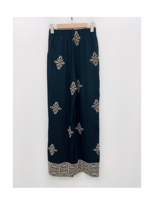 Pantalon motifs brodés
