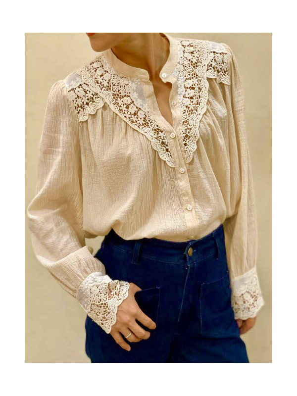 Chemise avec plastron guipure ajouré