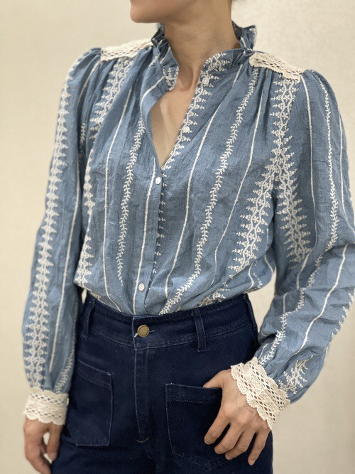 Chemise en chambray brodée manches longues