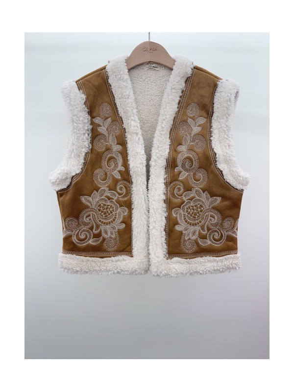 Gilet simili daim brodé