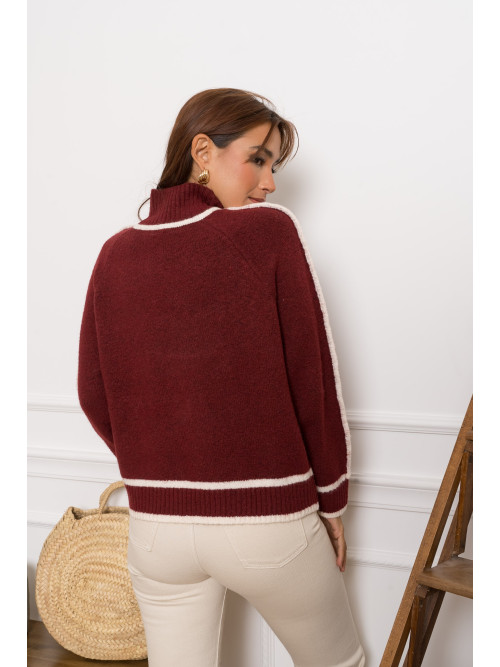 Pull col montant et bords côtes liseré blanc