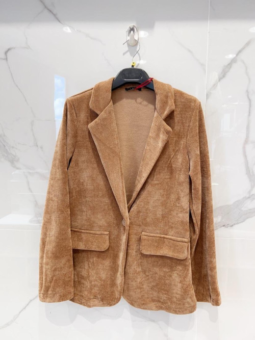 Veste souple en maille velours boutonnée