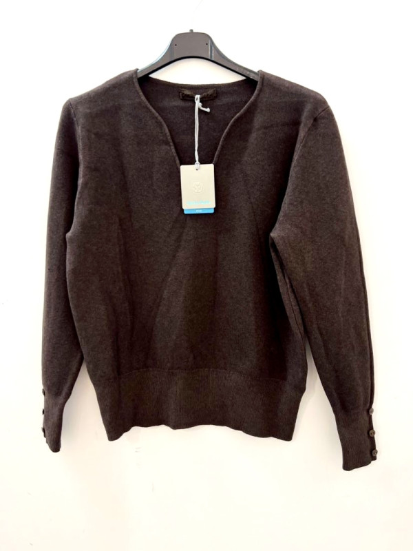 Pull court col tunisien