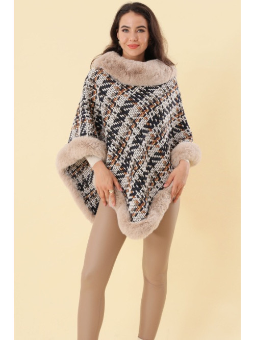 Poncho en tweed écossais avec col et bas en fourrure végane