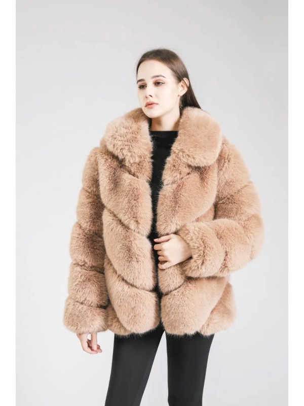 Veste fausse fourrure découpe chevron