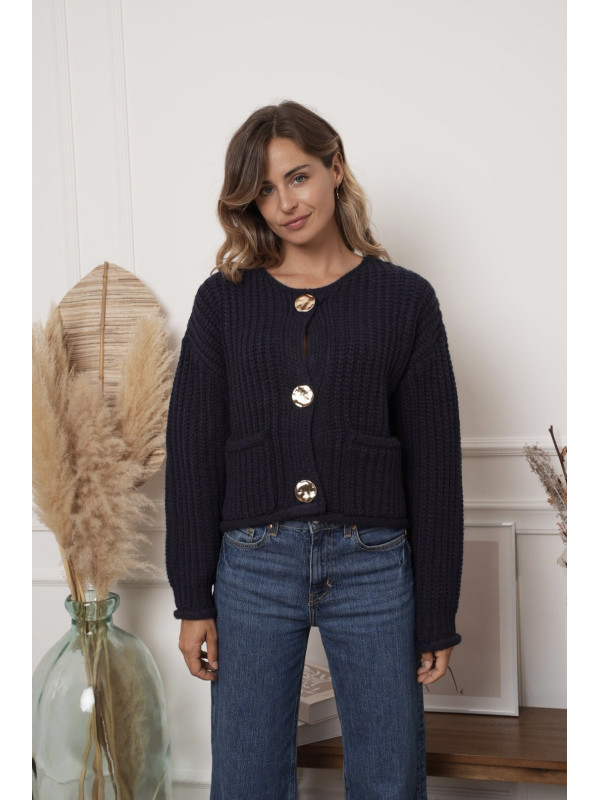 Gilet cropped manches longues gros boutons dorés martelés
