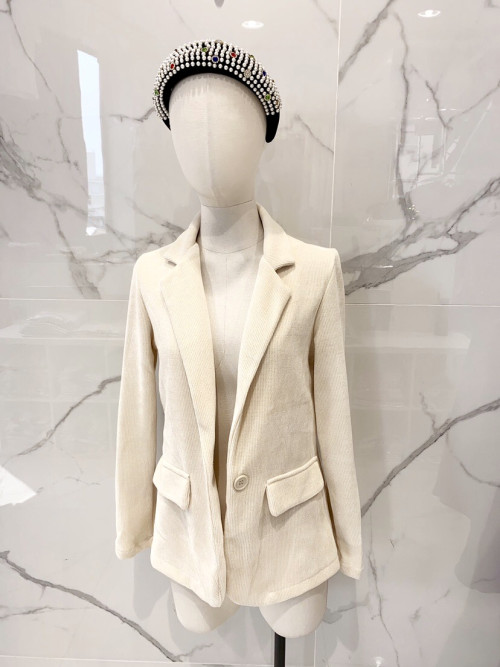 Veste souple en maille velours boutonnée