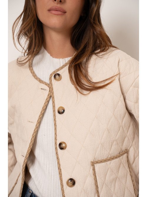 Veste matelassée col rond boutons