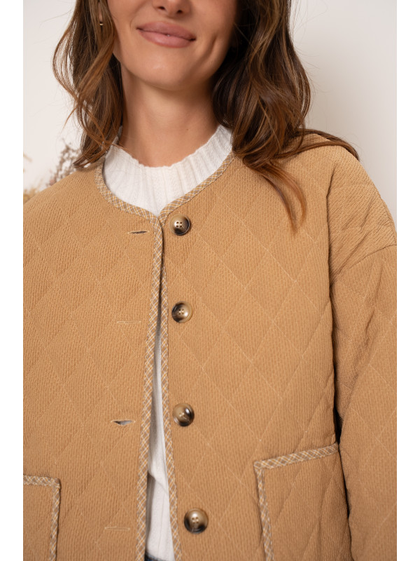 Veste matelassée col rond boutons