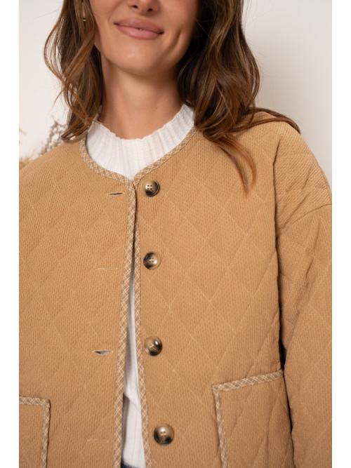 Veste matelassée col rond boutons