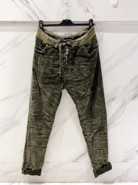 Pantalon XL en velours...