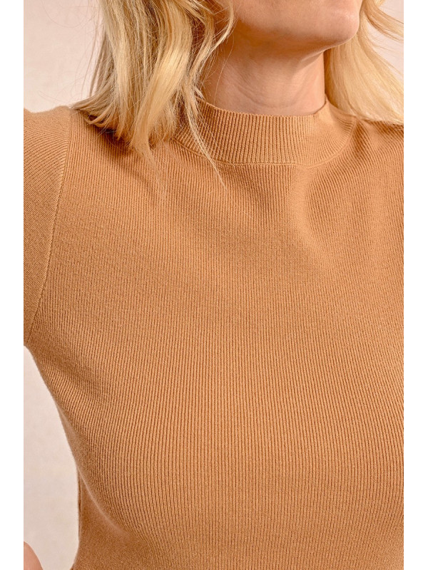 Pull col montant manches courtes