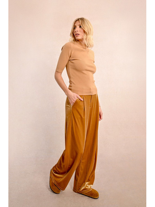 Pull col montant manches courtes