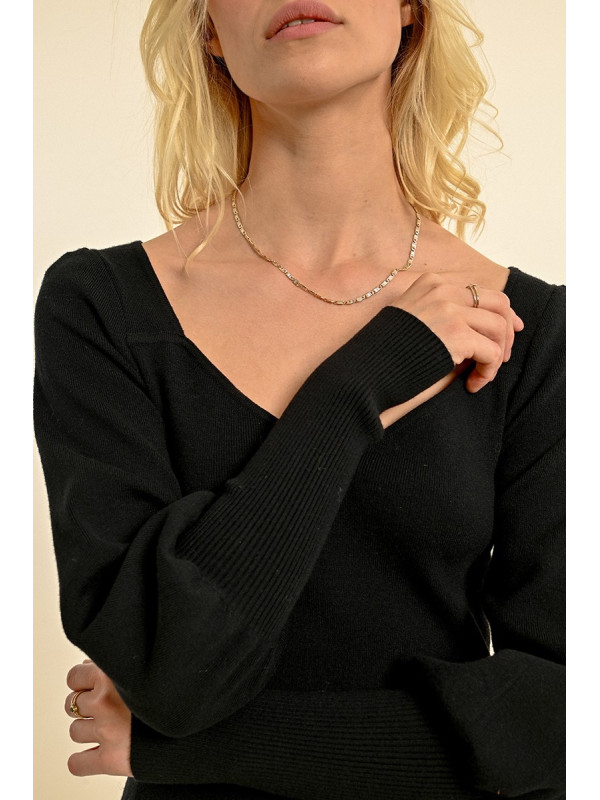 Pull col cœur manches longues resserrées aux poignets