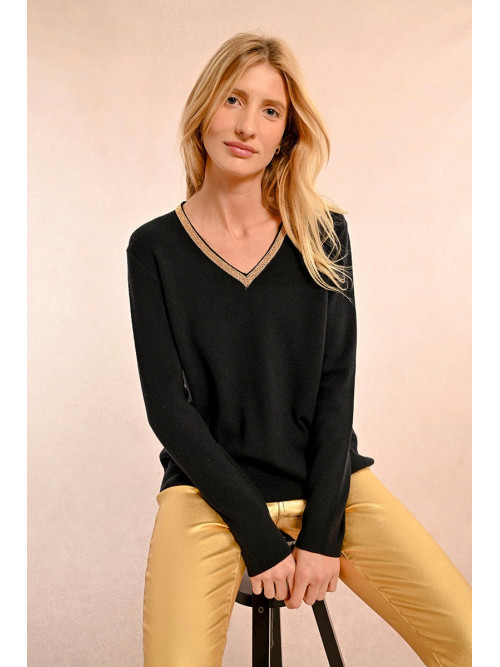 Pull col V gansé chaînettes dorées manches longues