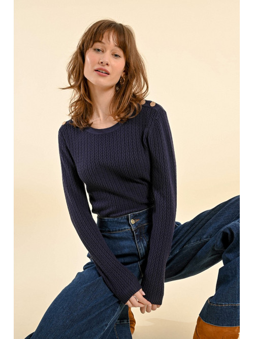 Pull fines torsades col rond manches longues