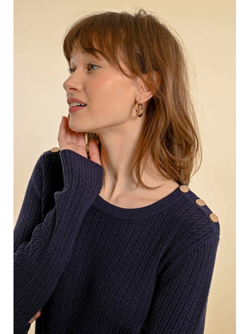 Pull fines torsades col rond manches longues
