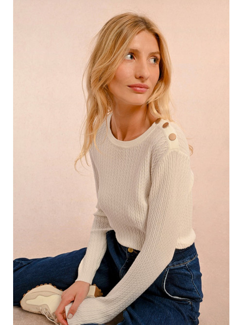 Pull fines torsades col rond manches longues