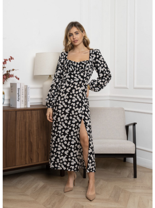 Robe longue imprimée au décolleté carré et poitrine marquée