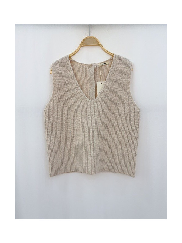 Pull tricot col V sans manches boutonné dos