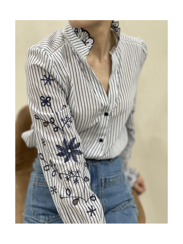 Chemise rayée manches longues brodées