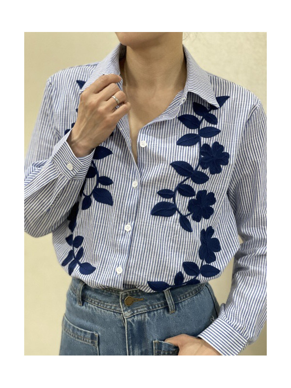 Chemise rayée manches longues fleurs brodées poitrine