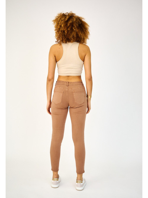 Jean slim couleur effet "push up"