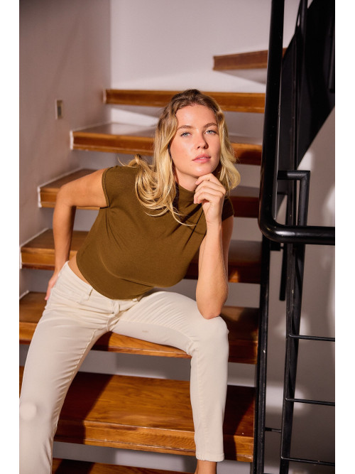 Jean slim couleur effet "push up"