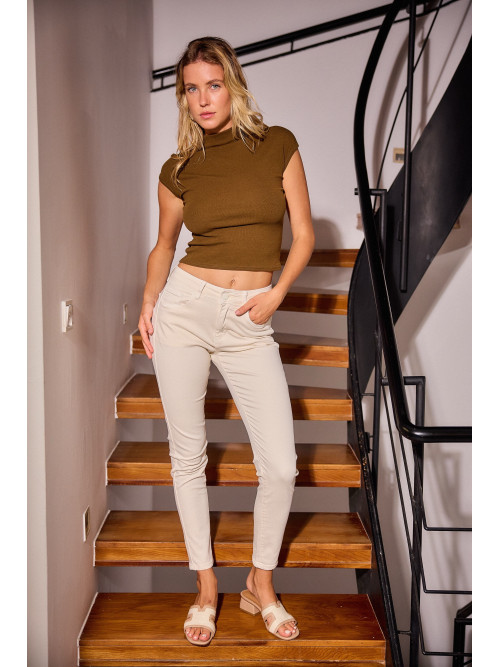 Jean slim couleur effet "push up"