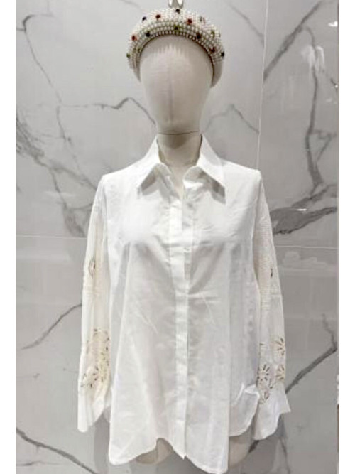 Chemise XXL manches longues avec broderies