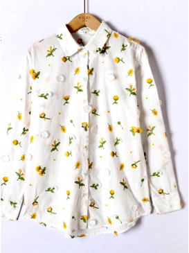 Chemise fleurs brodées et...