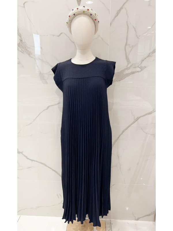 Robe longue plissée col rond manches courtes