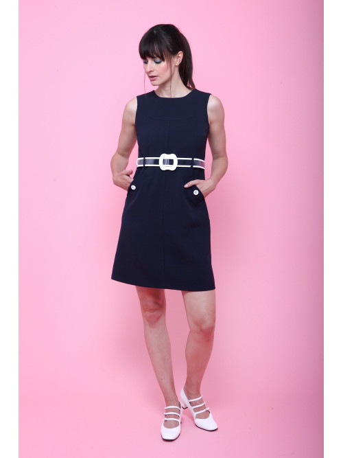 Robe rétro seventies sans manche