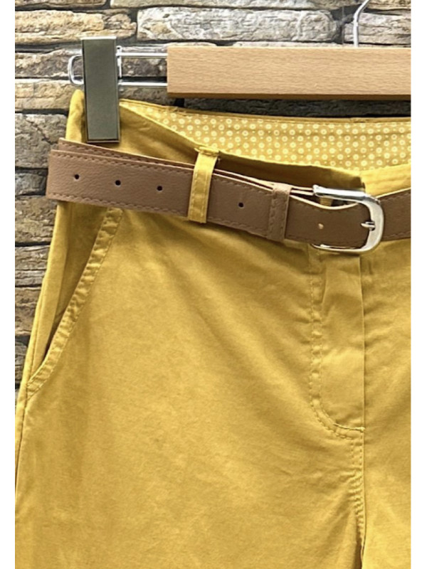 Pantalon slim stretch avec poches cotés et ceinture