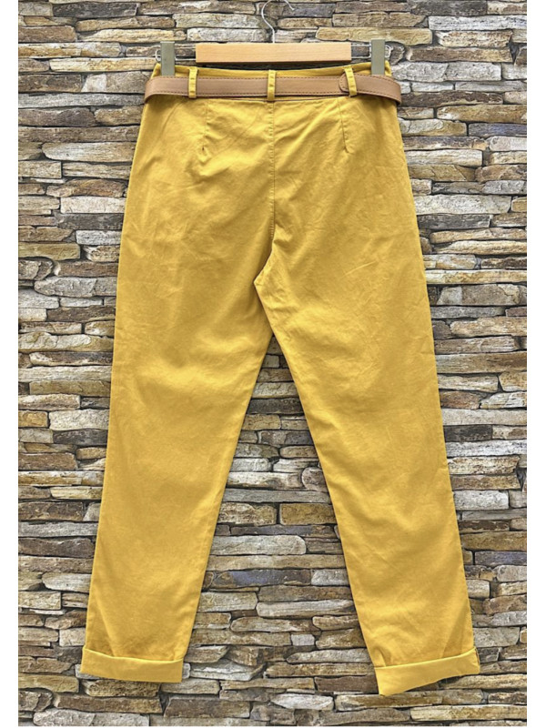 Pantalon slim stretch avec poches cotés et ceinture