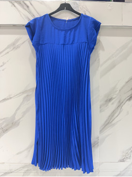 Robe plissée courte manches...