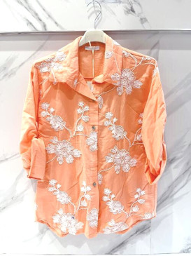 Chemise corail broderies...